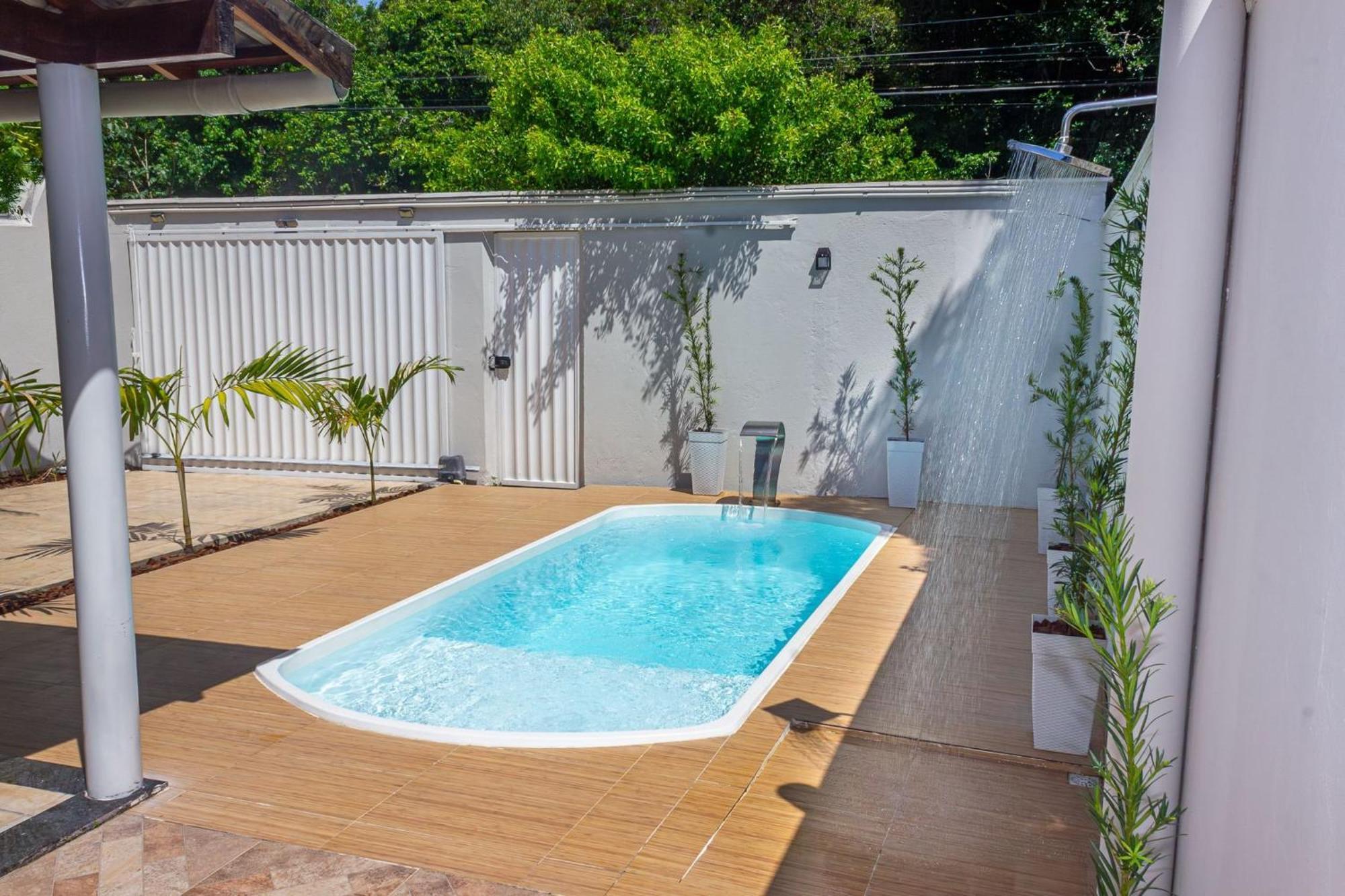 Casa Privativa De 3 Quartos Com Piscina Com Aquecimento Solar A 800m Praias De Taperapuan, Ar Condicionado, Wifi 110mbps, Churrasqueira, Garagem 02 Carros * Porto Seguro