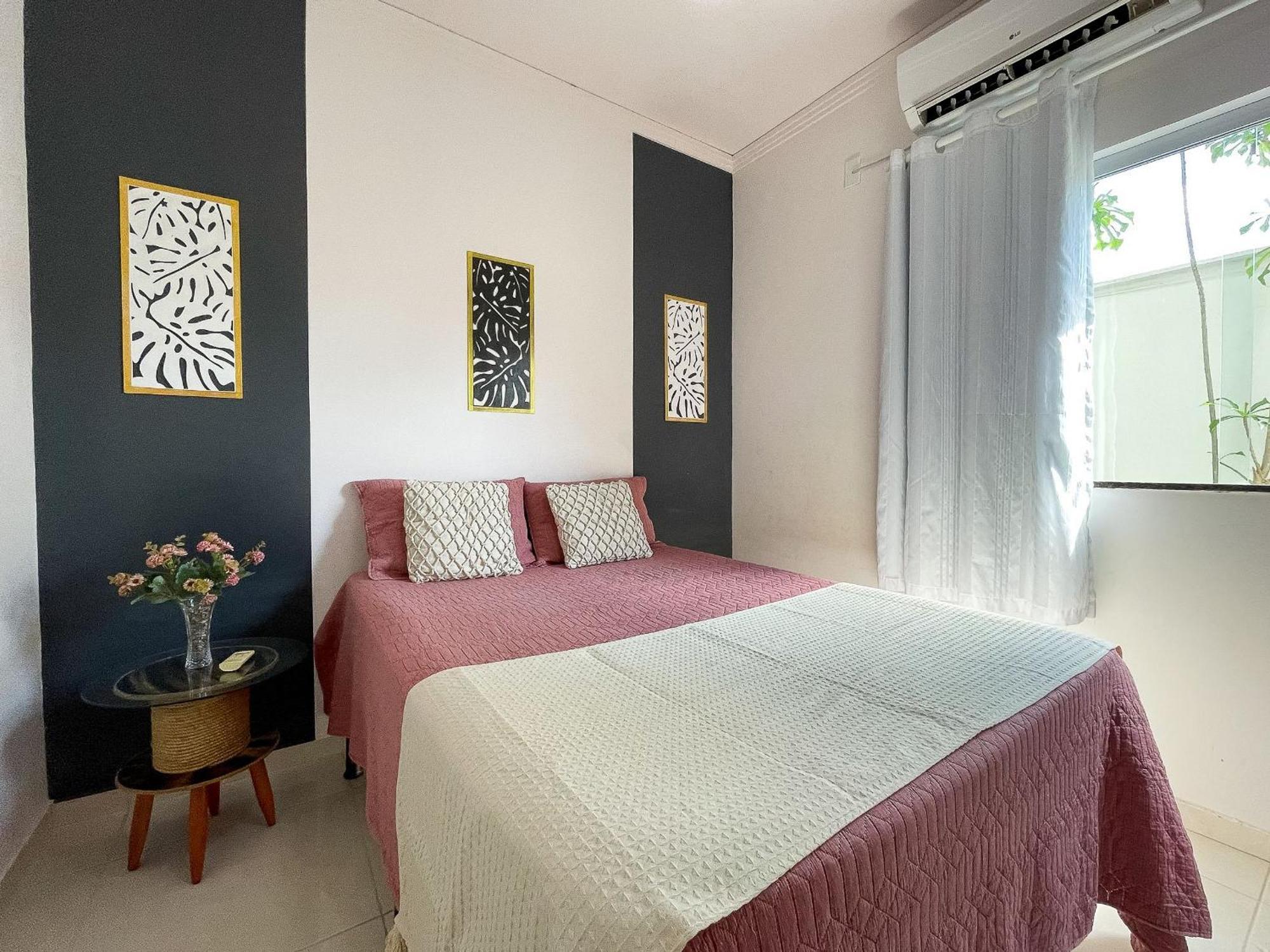 Casa de Férias Casa Privativa De 3 Quartos Com Piscina Com Aquecimento Solar A 800m Praias De Taperapuan, Ar Condicionado, Wifi 110mbps, Churrasqueira, Garagem 02 Carros Porto Seguro