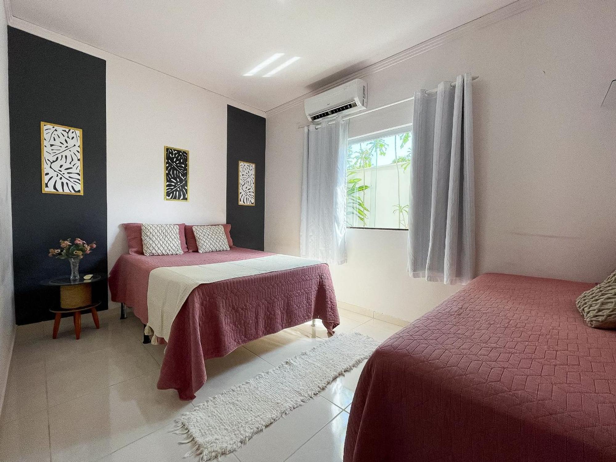 Casa Privativa De 3 Quartos Com Piscina Com Aquecimento Solar A 800m Praias De Taperapuan, Ar Condicionado, Wifi 110mbps, Churrasqueira, Garagem 02 Carros Casa de Férias